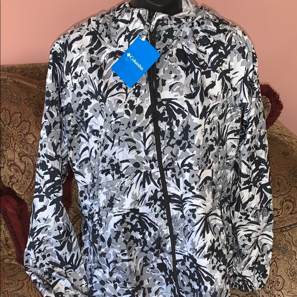 Columbia womens Windbreaker NWT S
